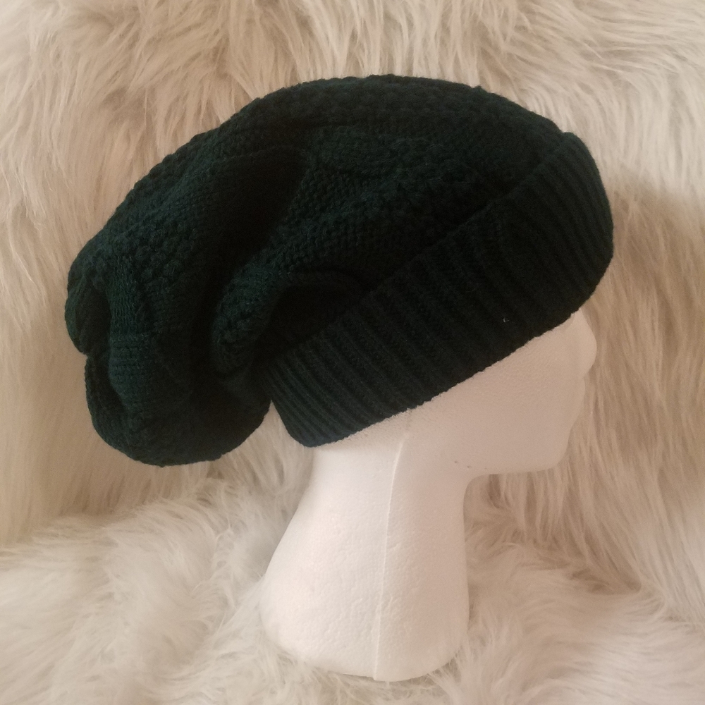 GREEN SLOUCHED BEANIE